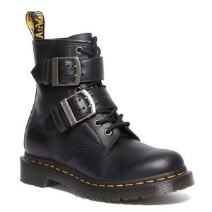 Dr Martens. Buckle Pull-Up Leather Lace Up Boots Size 5 NWOB